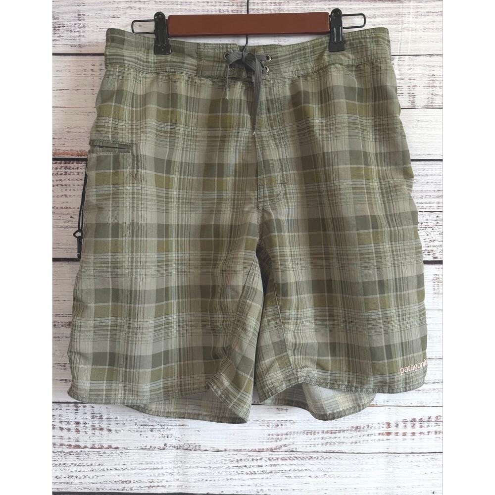 PATAGONIA MENS CASUAL / SWIM SHORTS